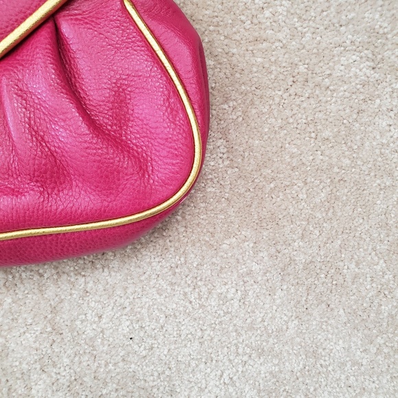 Dooney & Bourke  Hayden Lion Head Clutch Fuschia - Picture 8 of 8